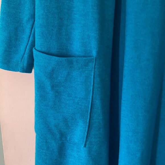 —Medium Blue LuLaRoe Sarah - Picture 2 of 4